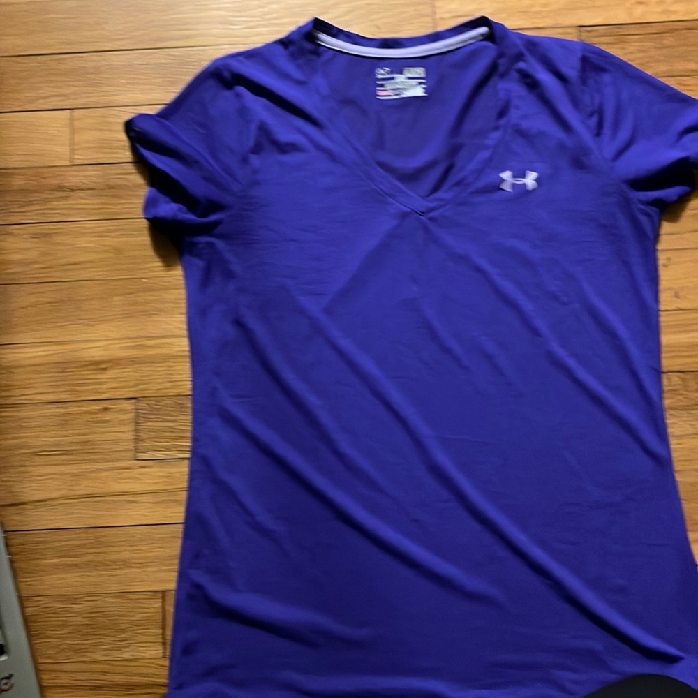 Under Armour purple t-shirt
